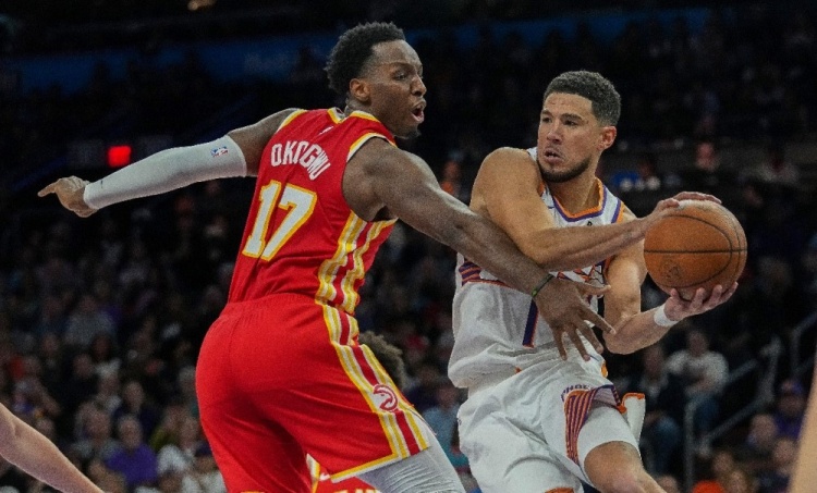 体育投注-周五竞彩篮球强档：太阳继续东征 老鹰经历阵痛